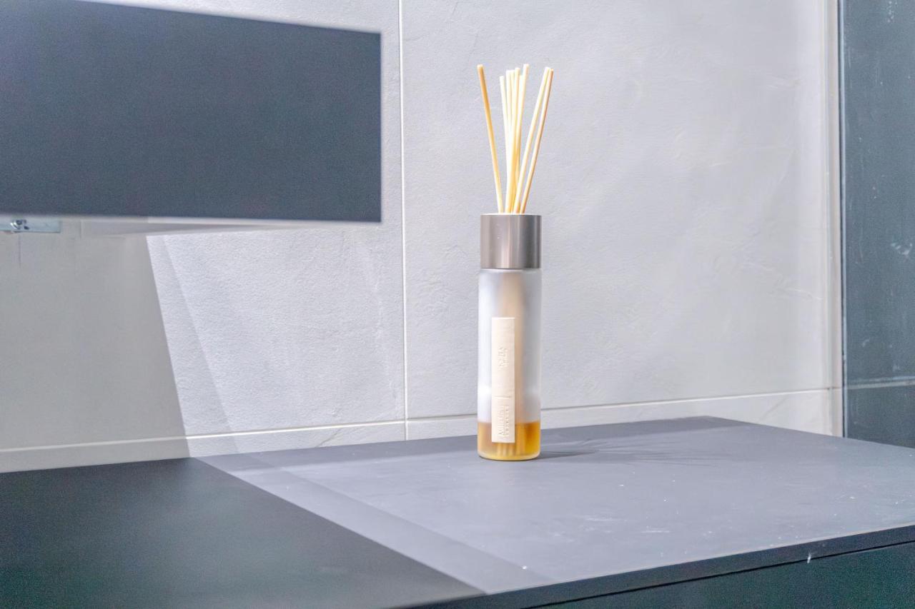Turin Oasis Botanique Modern & Central Apartment Ngoại thất bức ảnh